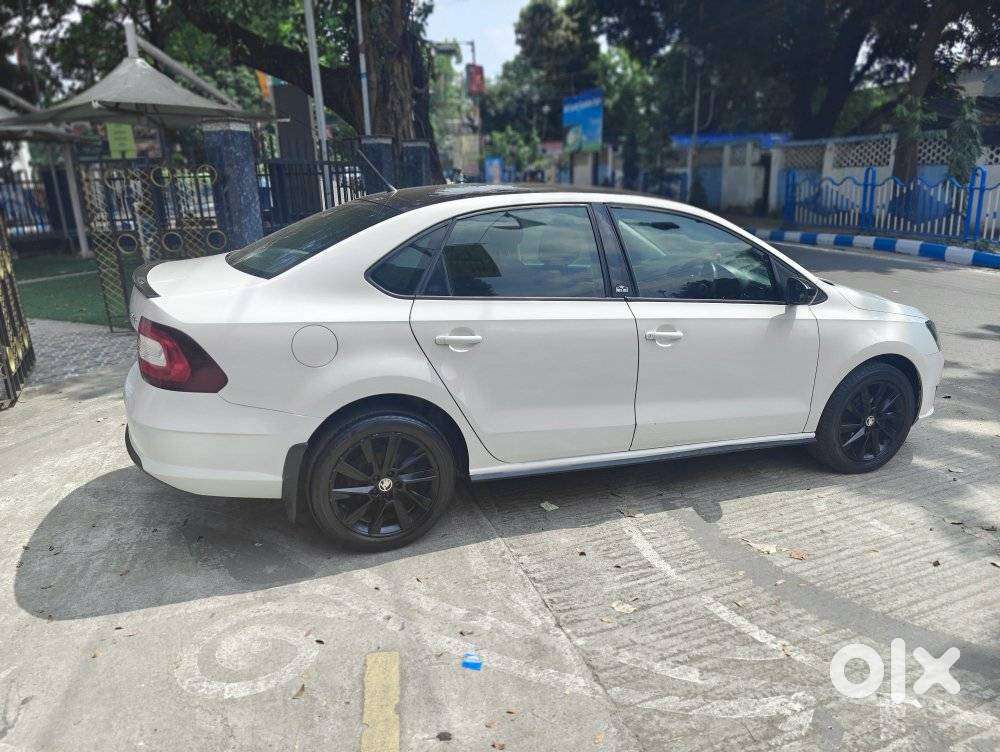 Skoda Rapid 1.0 Monte Carlo At, 2021, Petrol