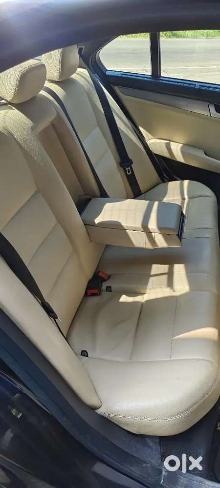 Mercedes Benz C200
Petrol
2011 Model Rgtd In 2012 Elegance Top End