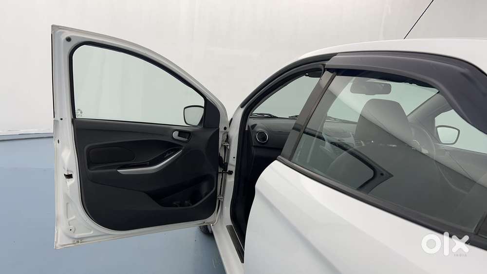 Ford Figo 2012-2015 Petrol Titanium, 2018, Petrol