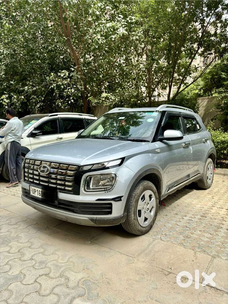 Hyundai Venue S 1.2 Petrol, 2022, Petrol