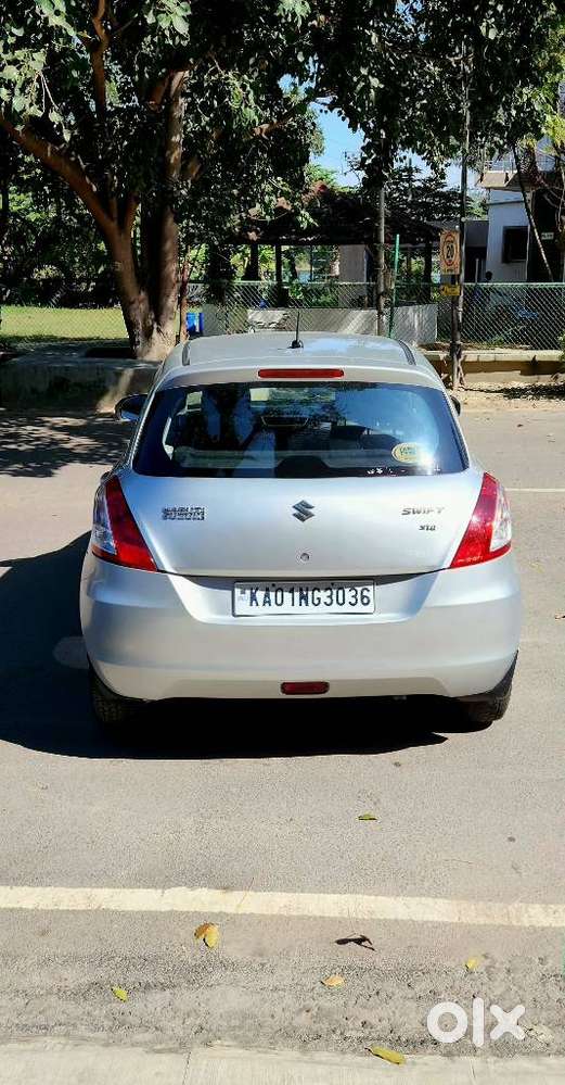 Maruti Suzuki Swift Vxi + Manual, 2013, Petrol