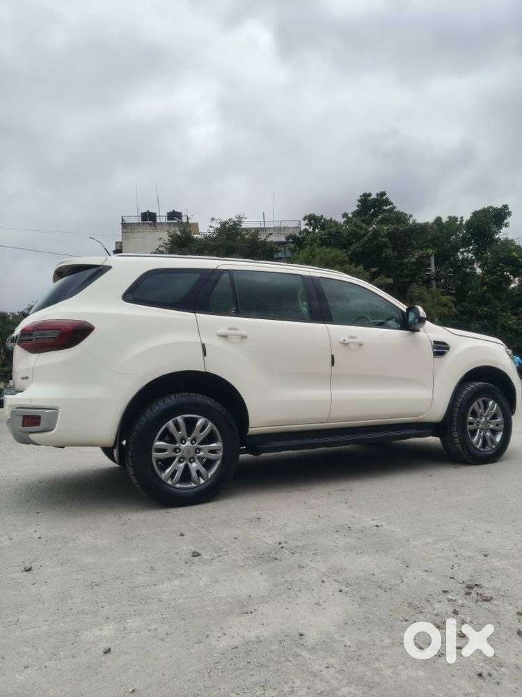 Ford Endeavour 3.2 Trend At 4x4, 2016, Diesel