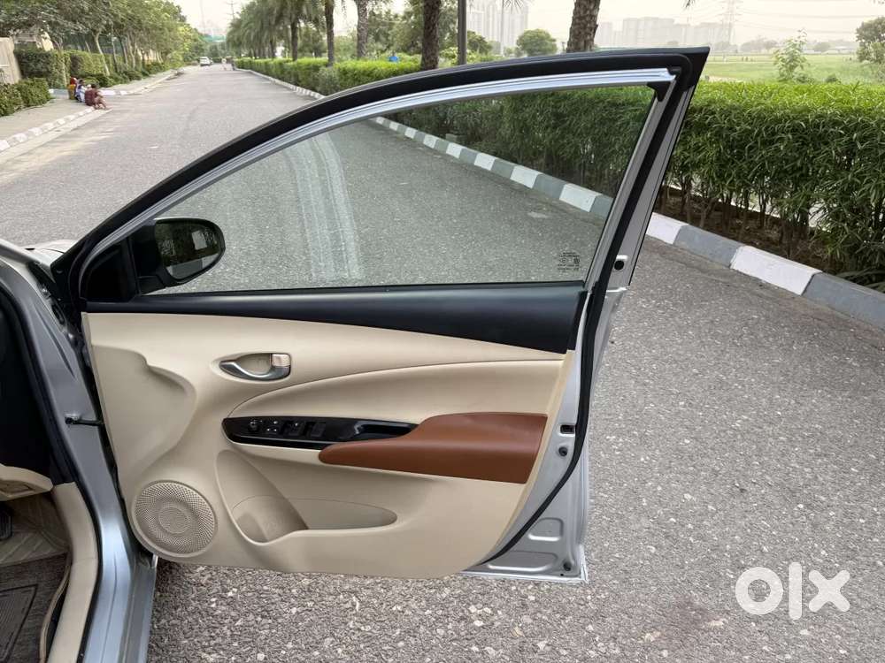 Toyota Yaris G Cvt, 2020, Petrol