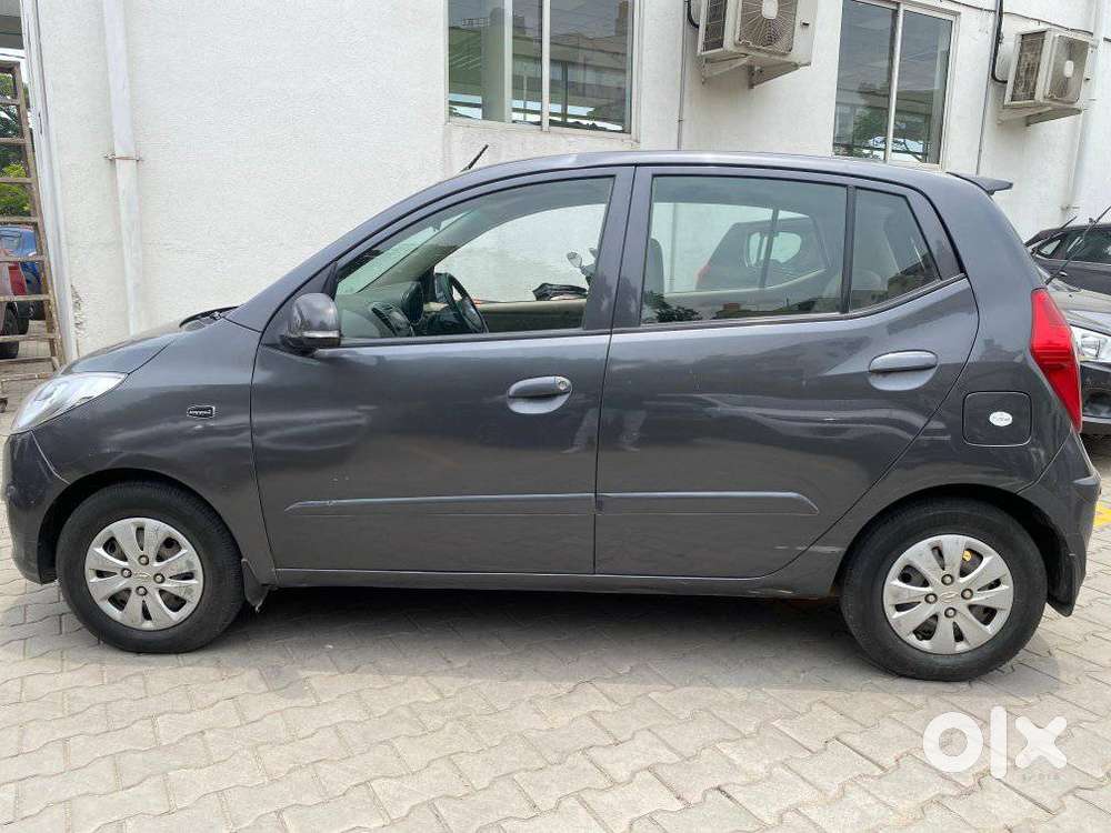Hyundai I10 Sportz At, 2011, Petrol