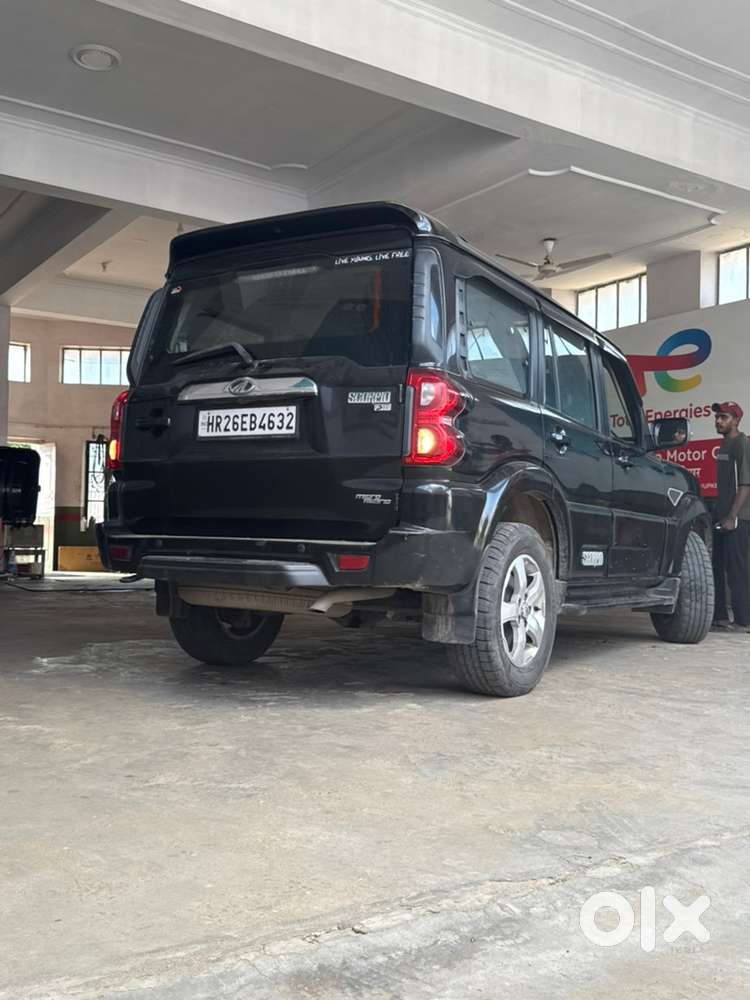 Mahindra Scorpio Diesel Manual 2019