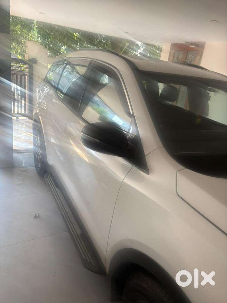 Mahindra Car Petrol 2022