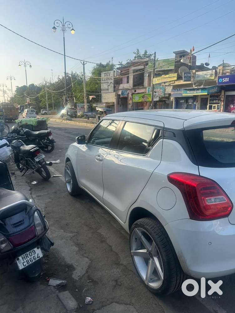Maruti Suzuki Swift 2023 Petrol Well Maintained