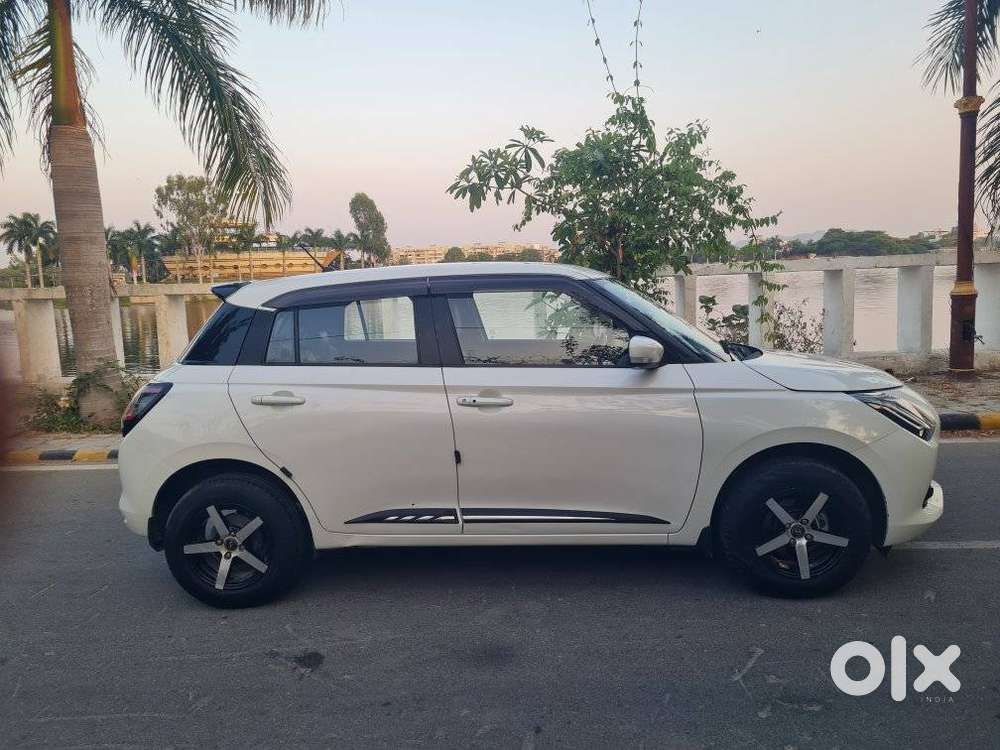 Maruti Suzuki Swift Vxi Optional, 2024, Petrol