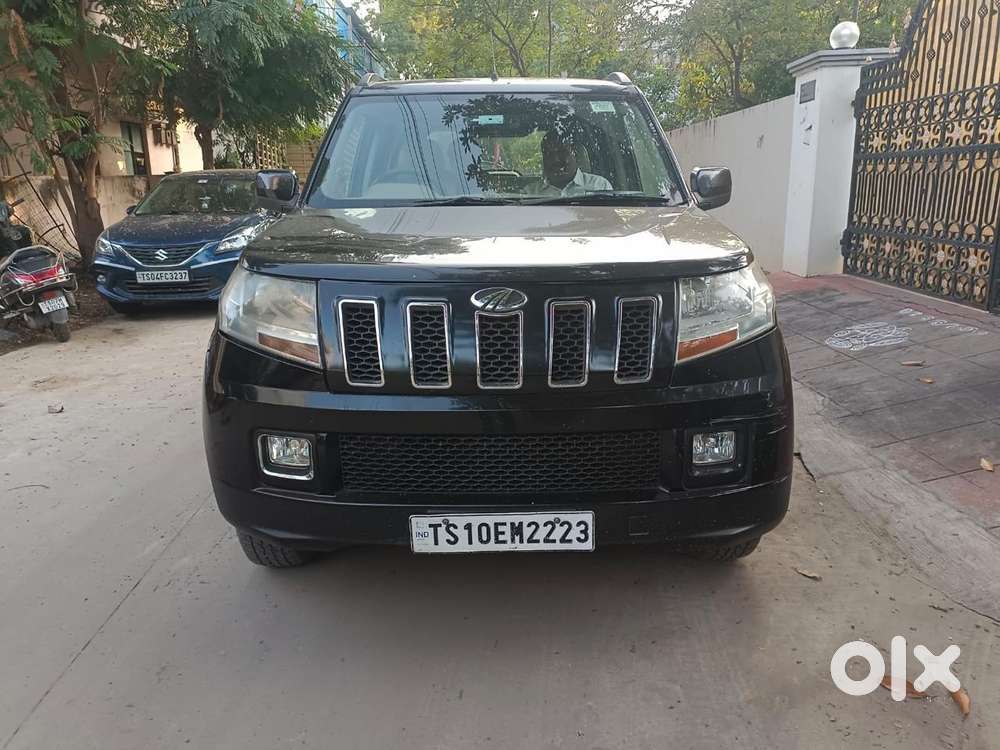 Mahindra Tuv 300 Mhawk100 T8 Amt, 2017, Diesel