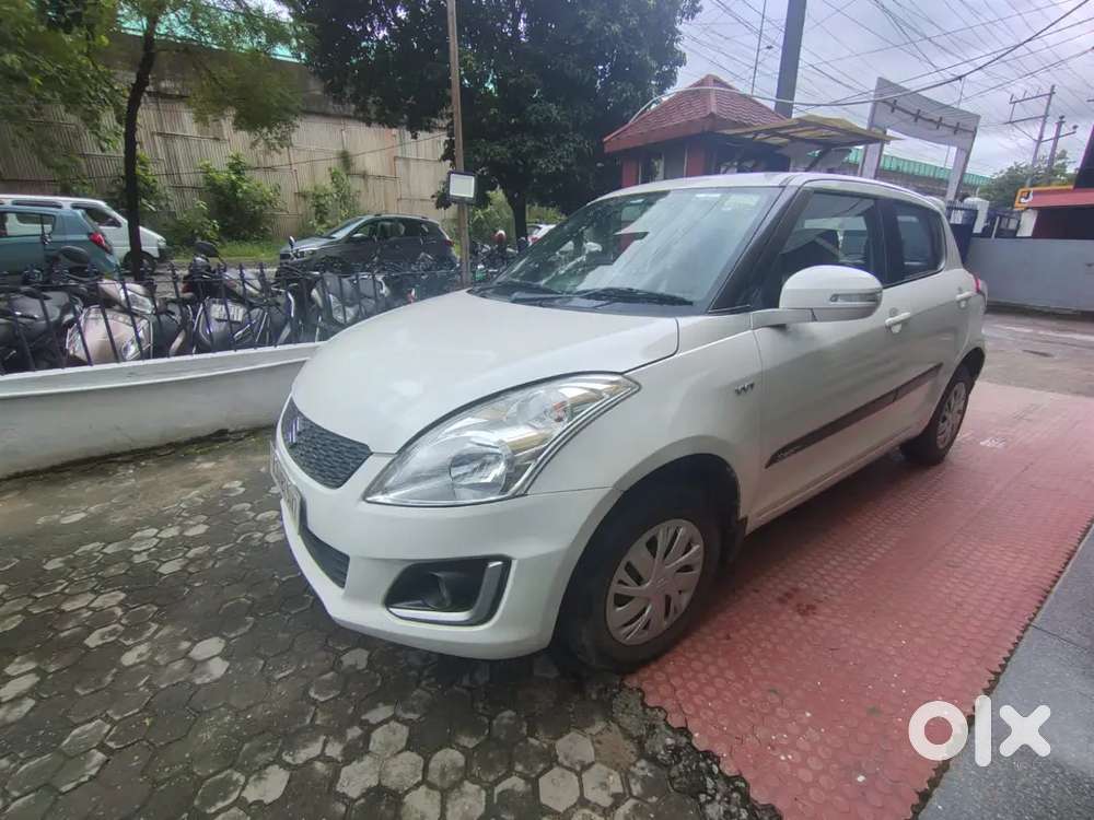 Maruti Suzuki Swift 1.2 Vxi 2015