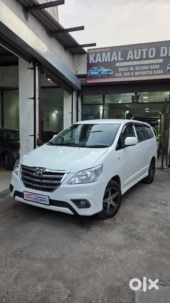 Toyota Innova 2.5 G4 2014
