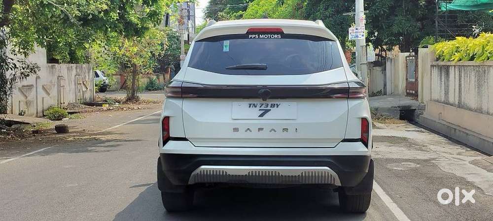Tata Safari