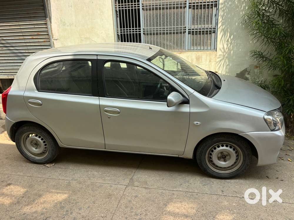 Toyota Etios Liva 2013