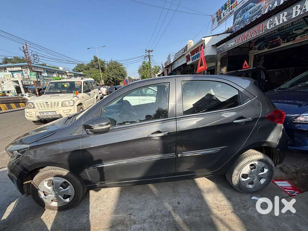 Tata Tiago 2020 Petrol 68270 Km Driven