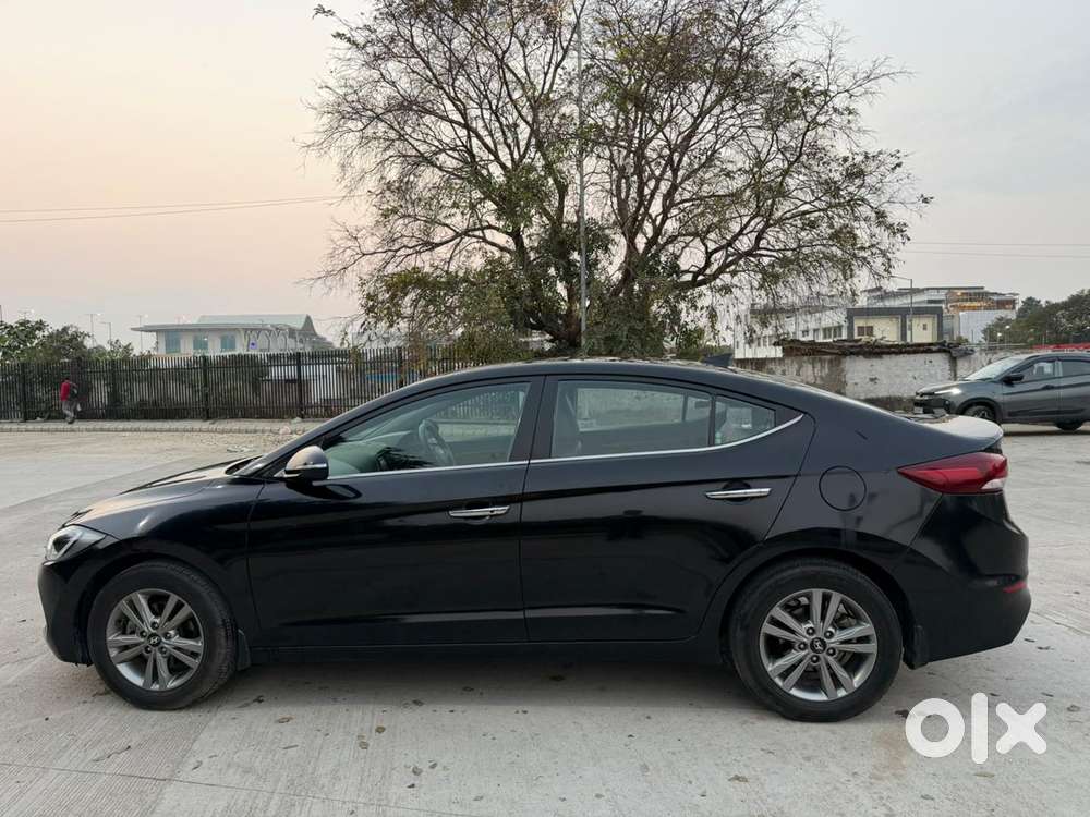 Hyundai Elantra Vtvt Sx At, 2017, Petrol