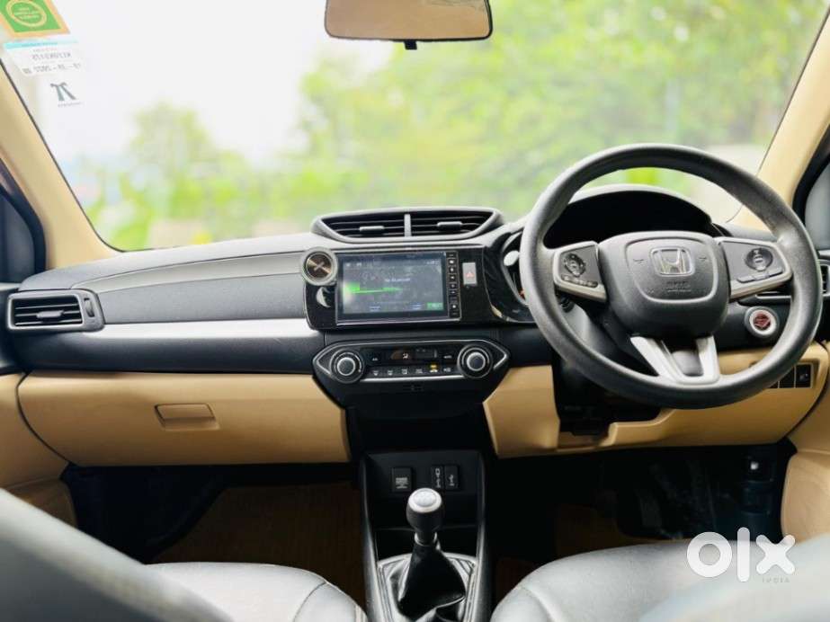 Honda Amaze, 2022, Petrol