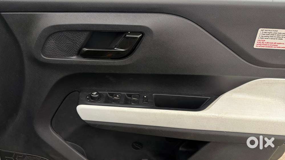 Tata Punch Accomplished Dazzle Amt Sunroof, 2023, Petrol