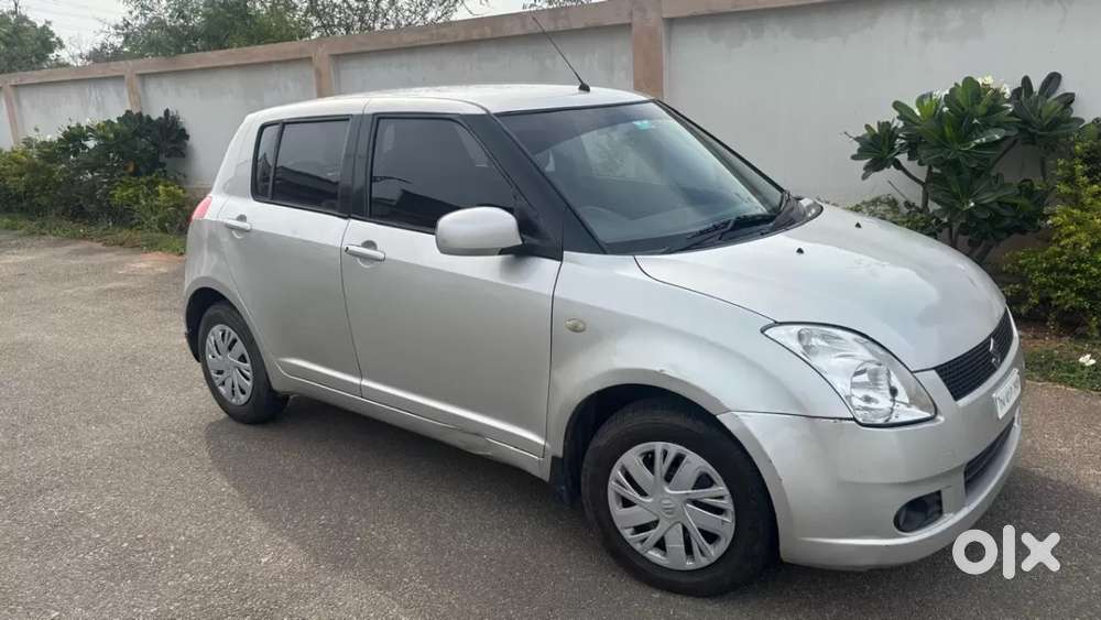 Maruti Suzuki Swift Vxi Bsiv, 2006, Petrol