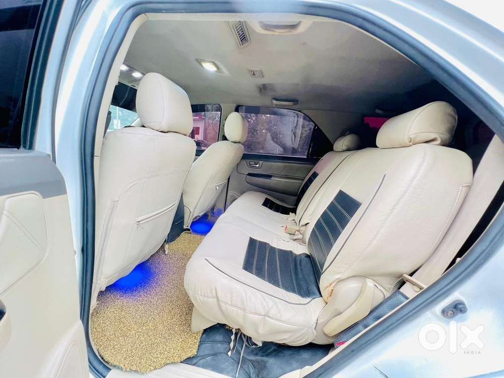 Toyota Fortuner Car 4x2 Mt Diesel Good Condition