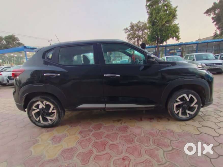 Nissan Magnite 1.0 Xv, 2022, Petrol