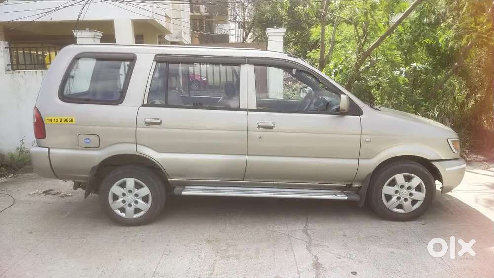 Chevrolet Tavera 2014 Diesel 200000 Km Driven
