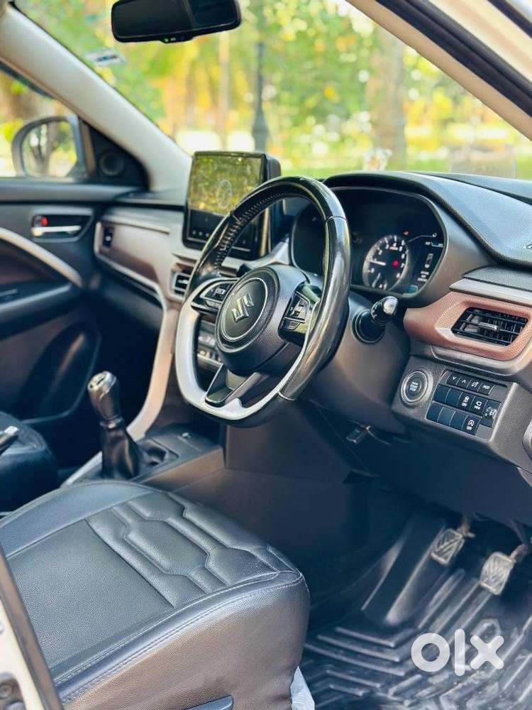 Maruti Suzuki Vitara Brezza Zxi+ Mt, 2022, Petrol