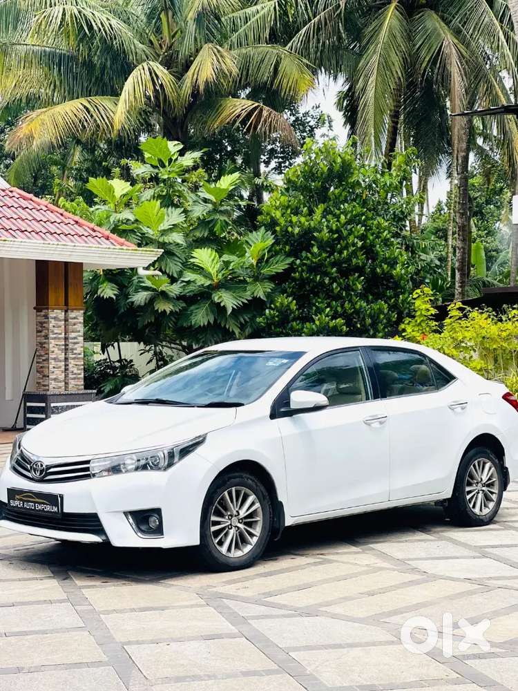 Toyota Corolla Altis 2015 Diesel Well Maintained
