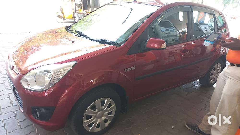 Ford Figo 2012-2015 Petrol Zxi, 2015, Petrol