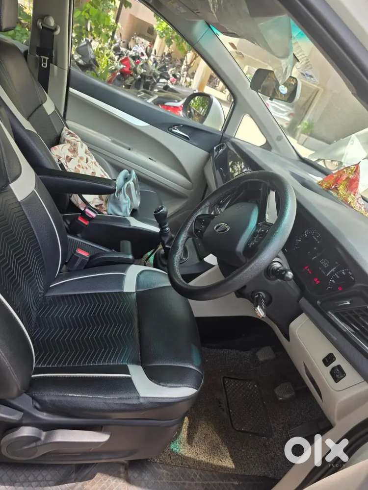 Mahindra Marazzo Gud Condition