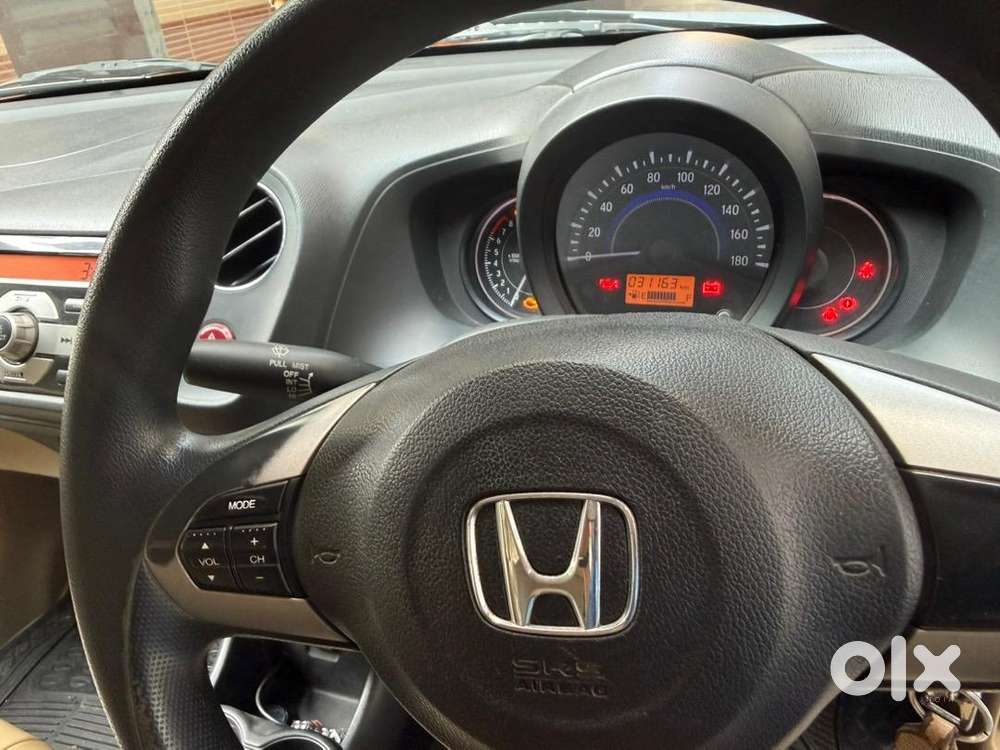 Honda Amaze 2016 Petrol Well Maintained