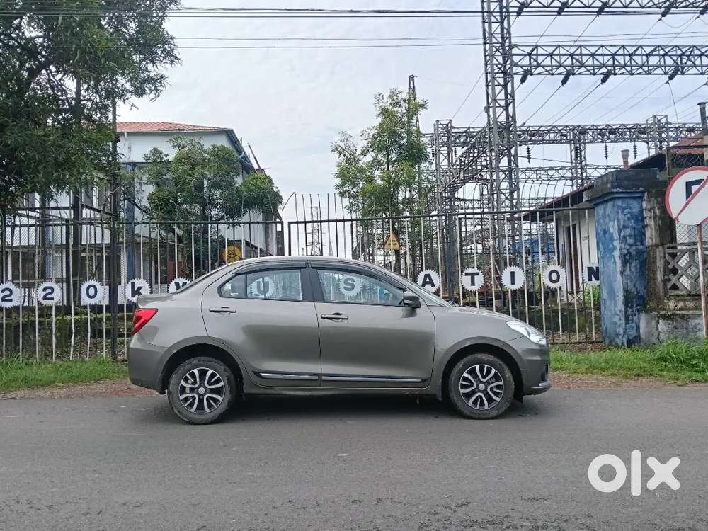 Maruti Suzuki Dzire Vxi 2023