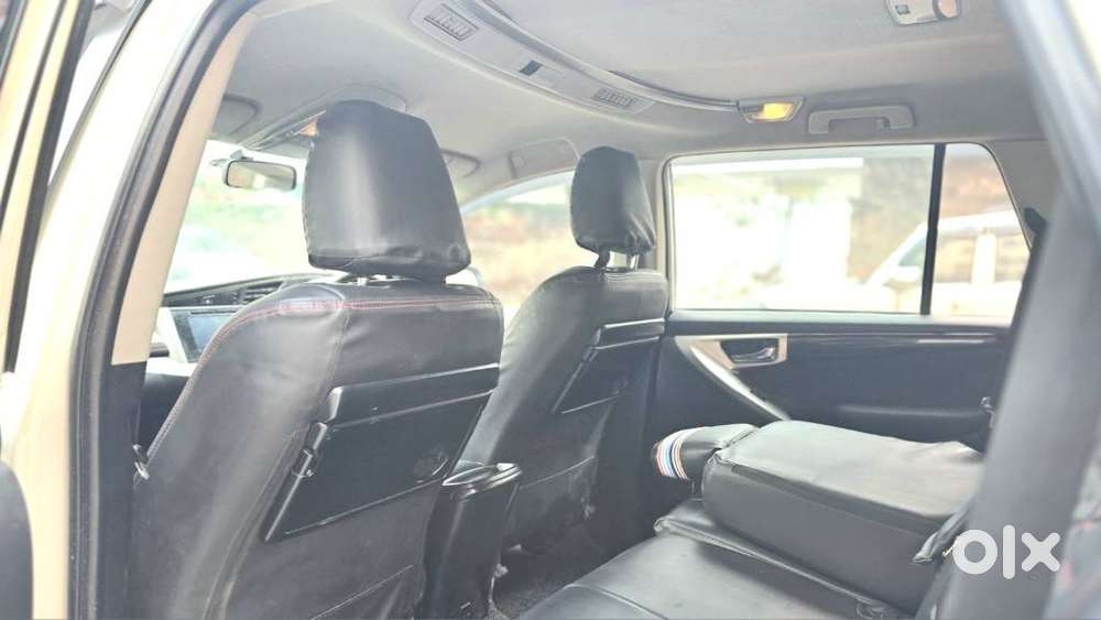 Toyota Innova Crysta 2.4 V, 2017, Diesel
