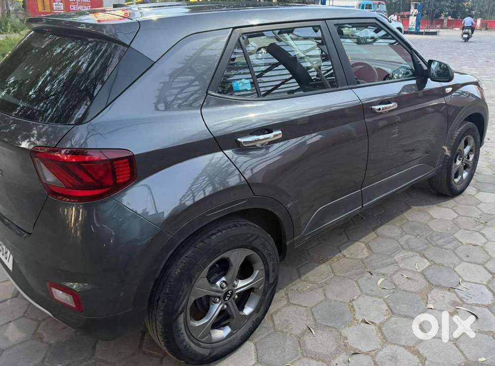 Hyundai Venue E 1.2 Petrol, 2020, Petrol