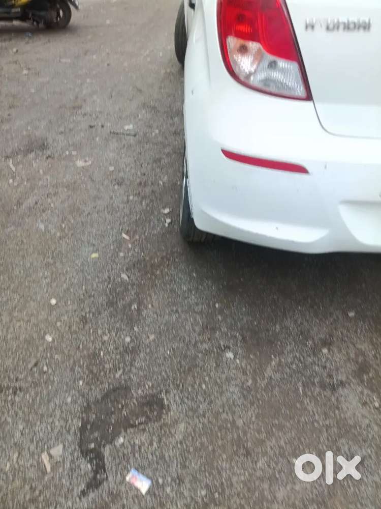 2013 Hyundai I20 Sportz New Tyer  New Battery