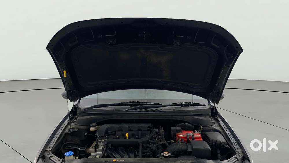 Hyundai Verna 1.5 Sx (o) Vtvt, 2023, Petrol