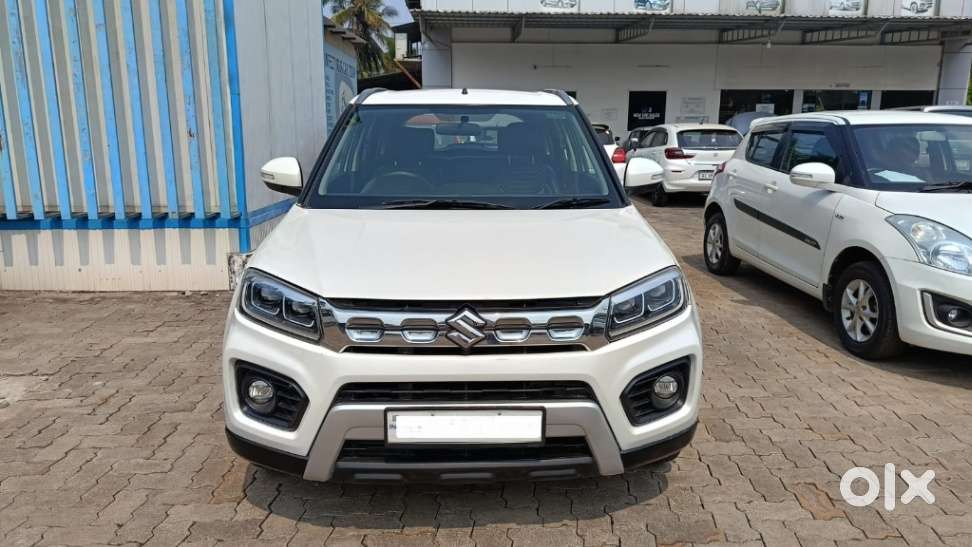 Maruti Suzuki Brezza 1.5 Zxi Smart Hybrid, 2021, Petrol