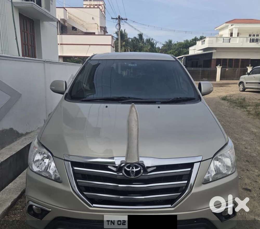 Toyota Innova 2.5 Vx 7 Seater Bs Iv, 2016, Diesel