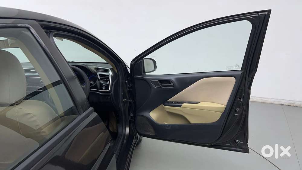 Honda City I-vtec Sv, 2015, Petrol