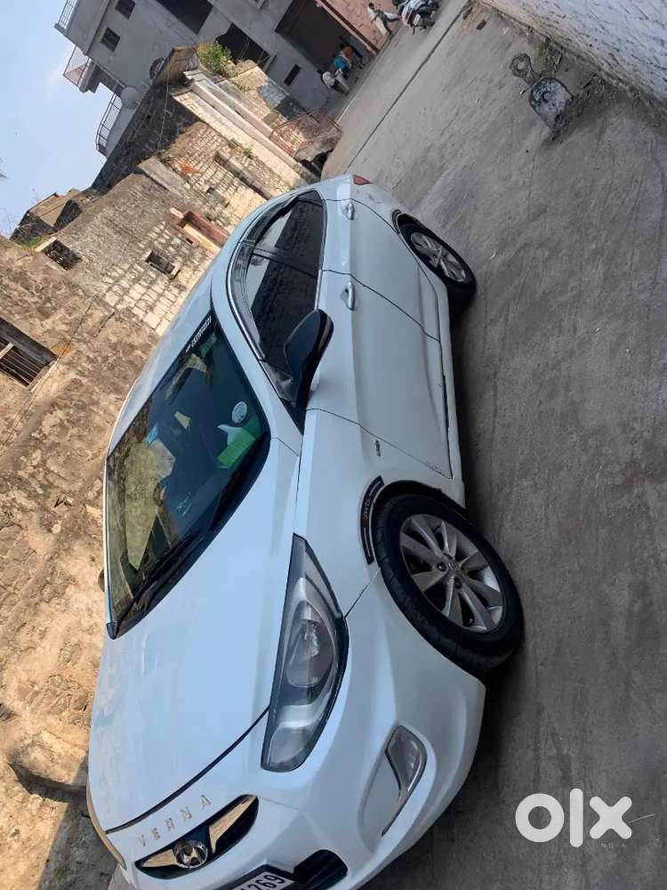 Hyundai Verna Sx 2011