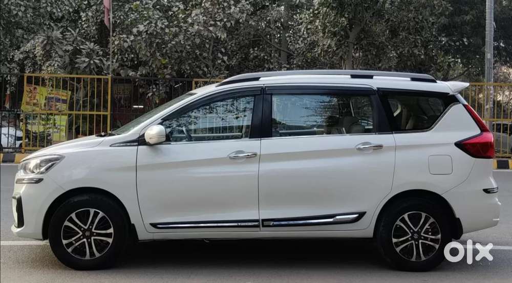 Maruti Suzuki Ertiga Zxi Plus At Shvs, 2022, Petrol