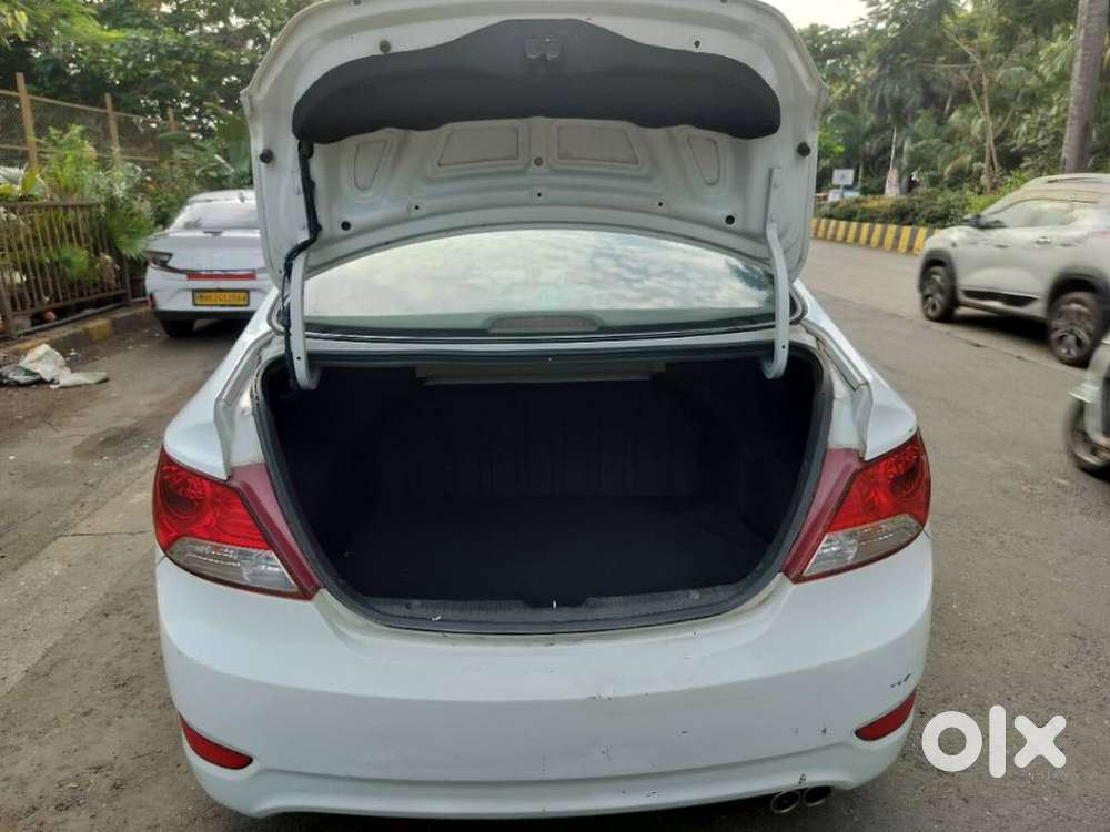 Hyundai Verna 1.4 Vtvt, 2012, Petrol