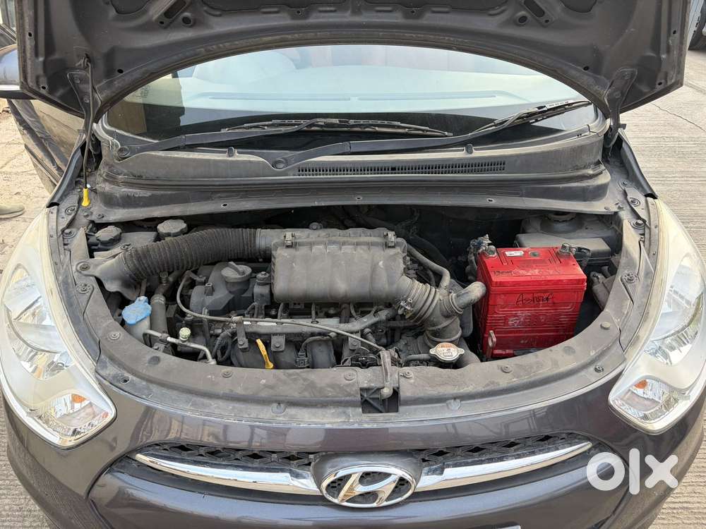 Hyundai I10 Sportz At, 2013, Petrol