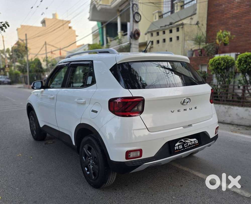 Hyundai Venue S Plus Mt 1.2 Kappa, 2020, Petrol