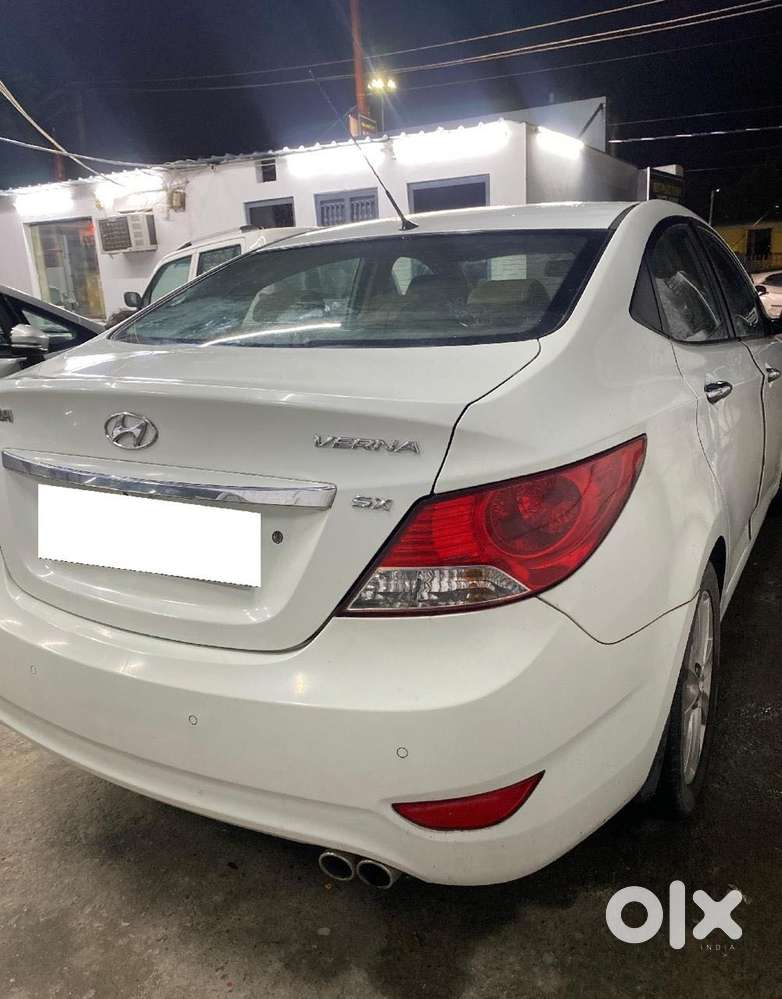 Hyundai Fluidic Verna 1.6 Vtvt Sx, 2012, Petrol