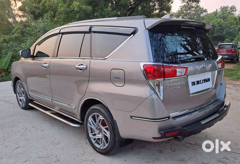Toyota Innova Crysta 2.7 Gx At, 2017, Diesel