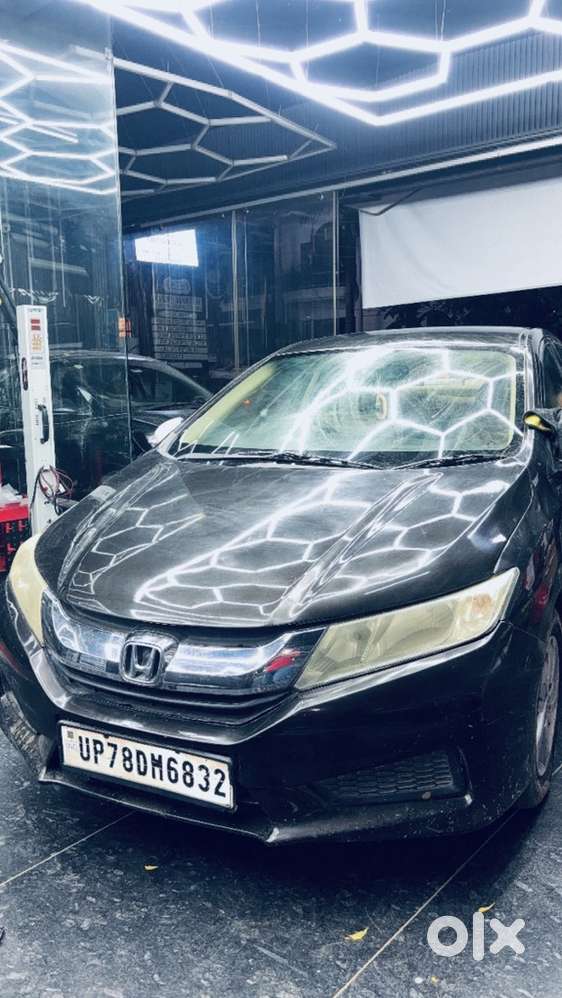 Well Mainted Honda City 2014 Diesel 80000 Km Driven