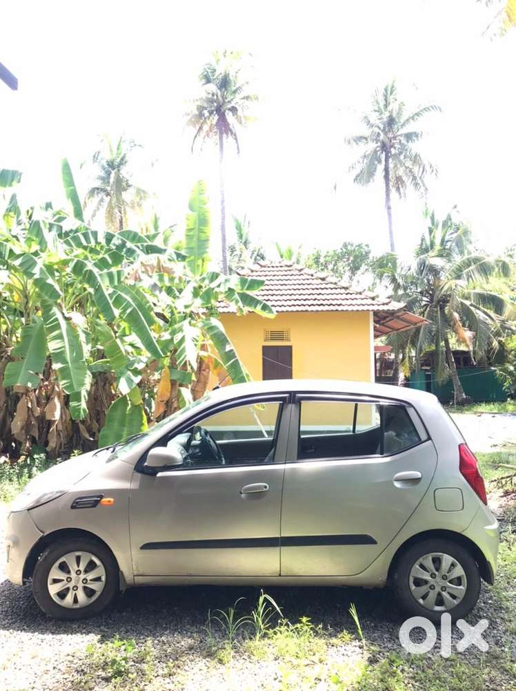 I 10 2011. 800000₹