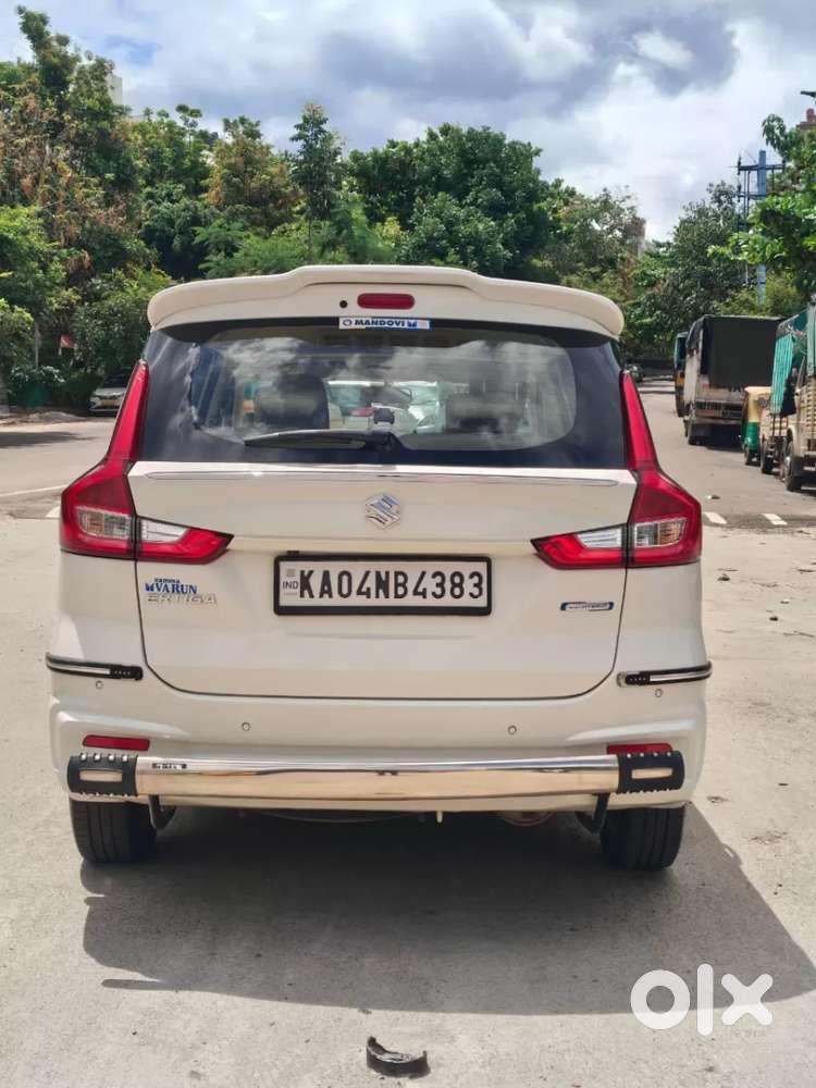 Maruti Suzuki Ertiga Zxi Plus At Shvs, 2022, Petrol