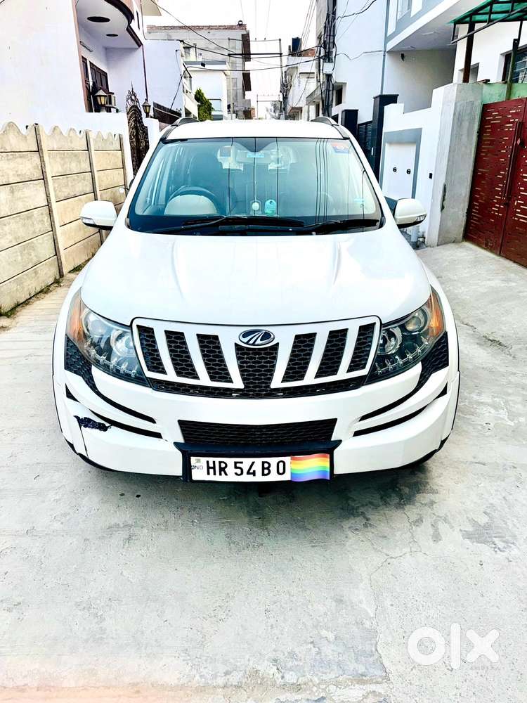 Mahindra Xuv500 W8 Dual Tone, 2013, Diesel