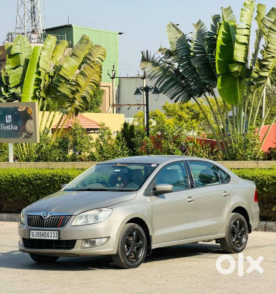 Skoda Rapid 1.5 Elegance Tdi Mt, 2014, Diesel